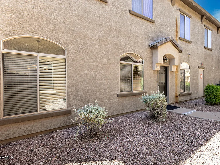 2250 E Deer Valley Rd #15 — Photo 7