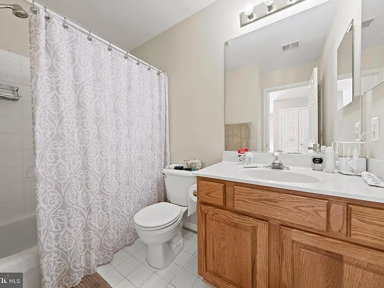 670 McLeary Sq SE — Photo 29