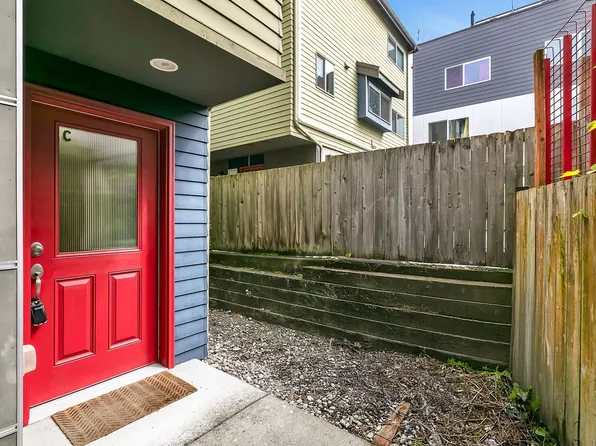 4781 35th Ave S Unit C, Seattle, WA 98118
