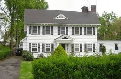 2nd image of 106 Woodland Ave