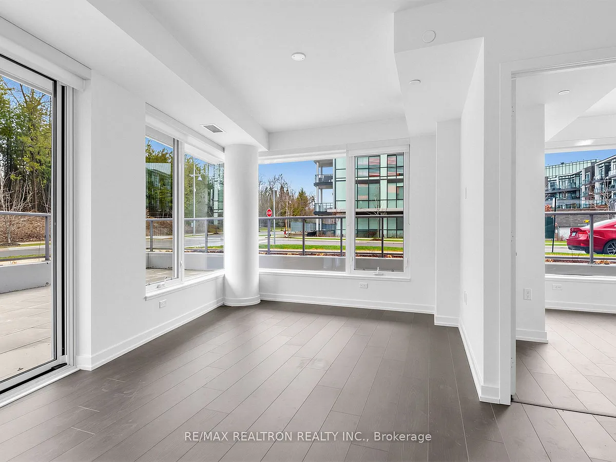Building Photo - 333 Sunseeker Ave #101