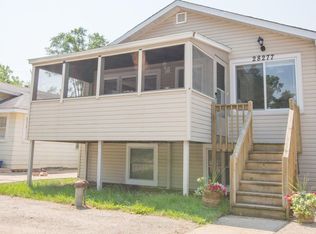 28277 W Hickory St, Wauconda, IL 60084