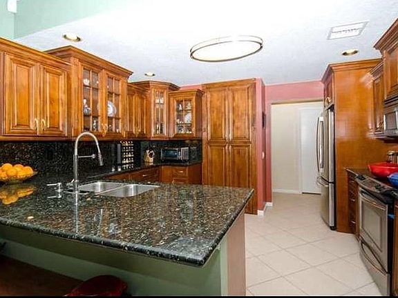 2nd image of 9148 Magnolia Ct