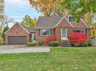 6524 E Pleasant Valley Rd, Independence, OH 44131