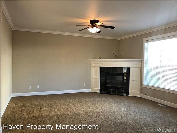 3rd image of 4566 43rd St NE