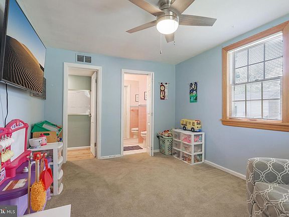 5th image of 311 Hampton Rd