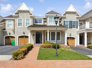 704 High Pond Ln, Southampton, NY 11968