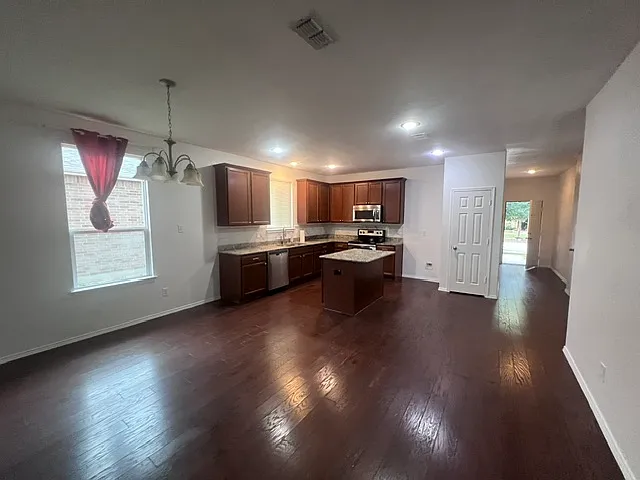2317 Ankina Ln — Photo 32