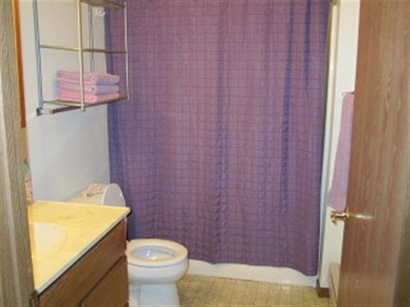 4th image of 115 Rosemary St