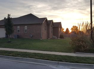 702 W Juan Tabo Ln, Republic, MO 65738