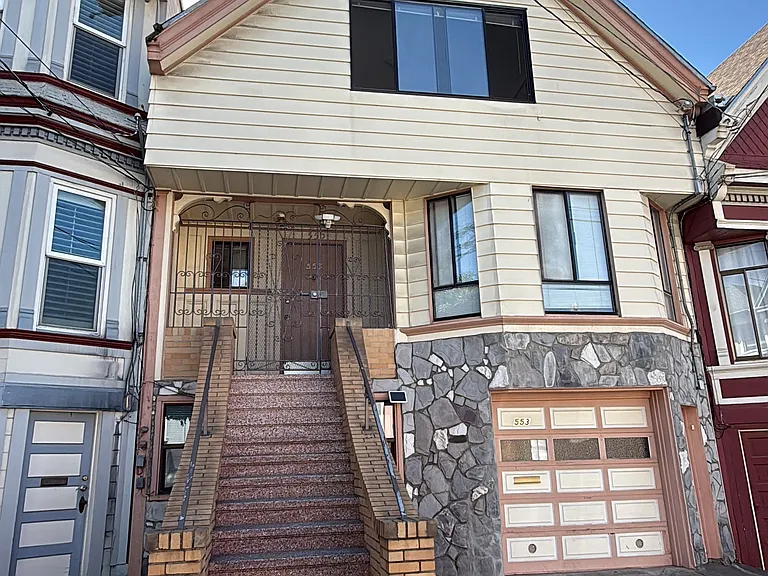 553 8th Ave — Photo 1