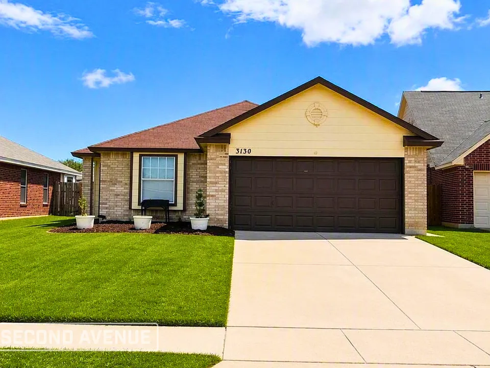 3130 Edmonton Dr