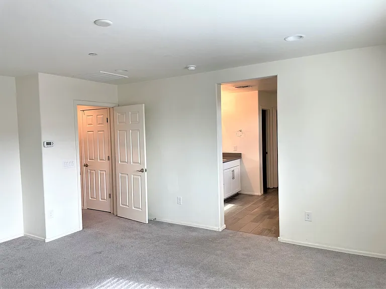 9450 N Andrina Dr — Photo 42