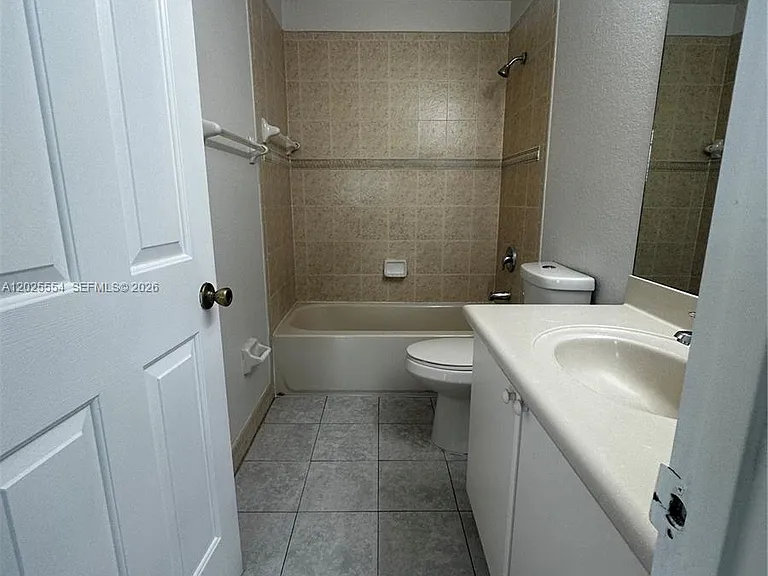 2718 SE 15th Pl #147 — Photo 20