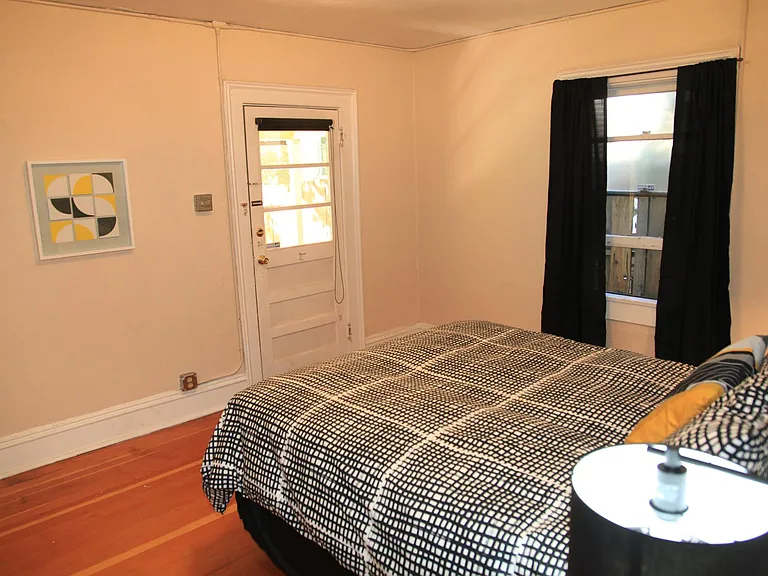 935 Spruce St #1 — Photo 3