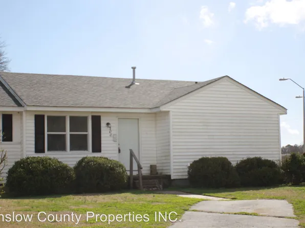 300 Starling St, Jacksonville, NC 28540