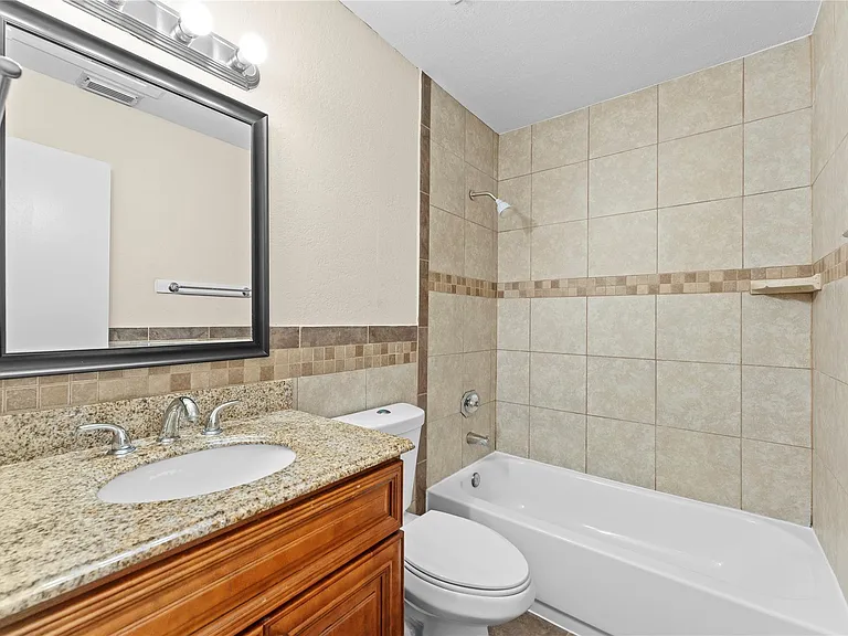 5035 Reno Dr — Photo 14
