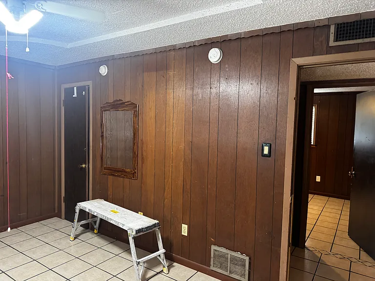 810 N Park Ave #B — Photo 6