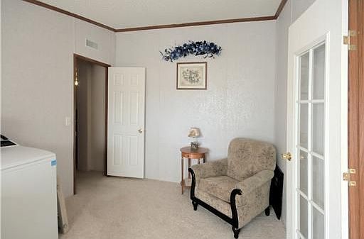 5th image of 1927 Deer Park Dr