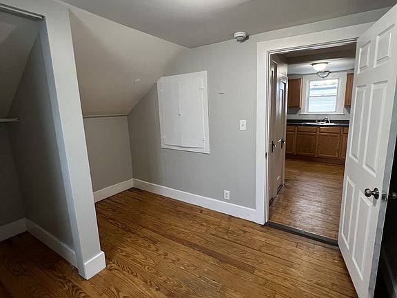 5th image of 3 Elmwood Ave