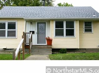 3318 Meridian Dr, Robbinsdale, MN 55422