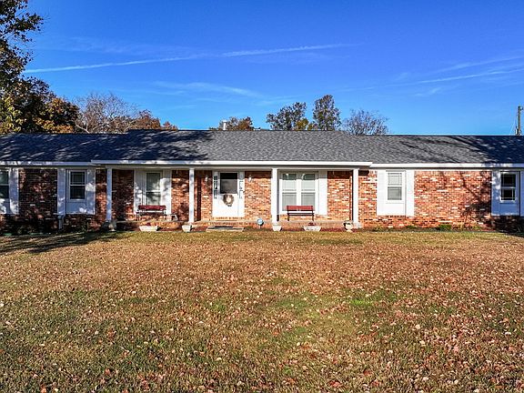 2nd image of 1304 County Road 39 Rd