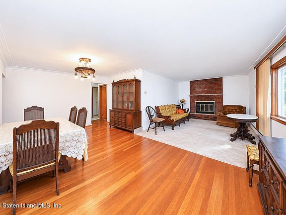 4th image of 148 Radcliff Rd
