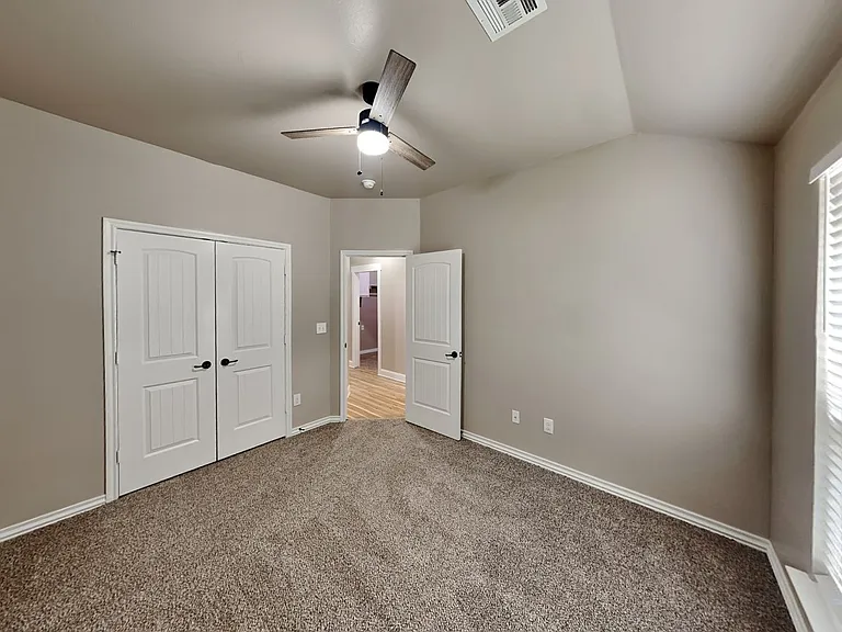 11305 NW 94th St — Photo 18