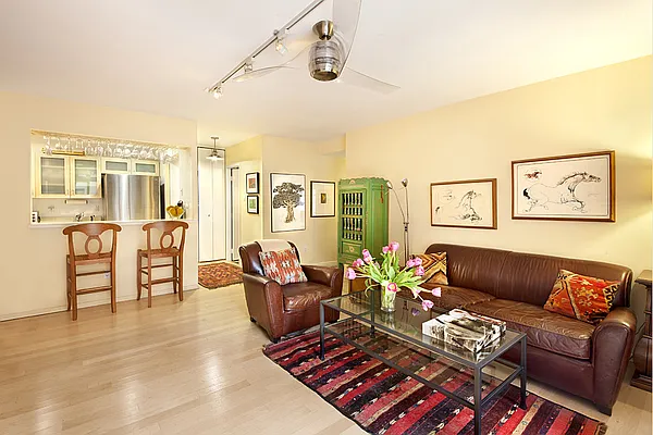 Rented by Stribling | media 15