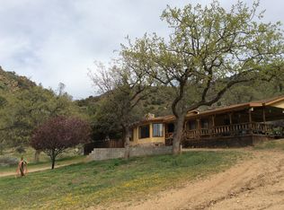 21585 Pine Tree Rd, Caliente, CA 93518