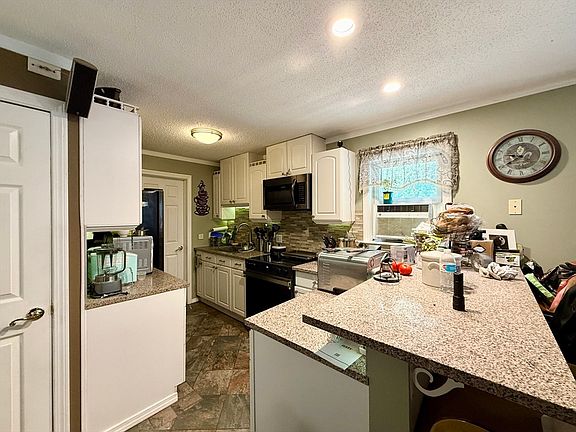 3rd image of 66 Barrison St
