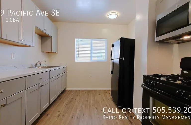 609 Pacific Ave SE — Photo 3