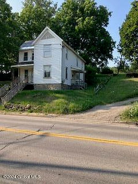 4th image of 67 E Main Street