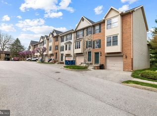26 Shady Tree Ct, York, PA 17402