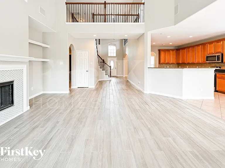 13803 Turning Spring Ln — Photo 4
