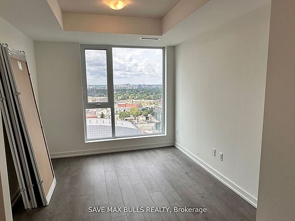 5th image of 55 Duke St W #2002