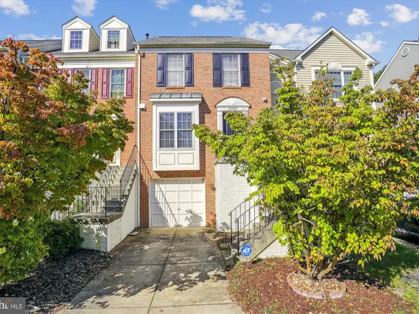 45548 Whitcomb Sq, Sterling, VA 20166