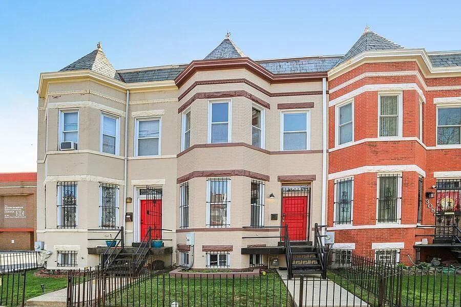 306 R St NW