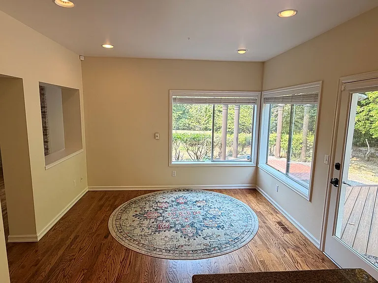 4504 194th Way NE — Photo 12