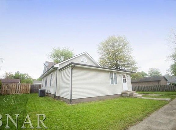 2nd image of 1407 E Main St