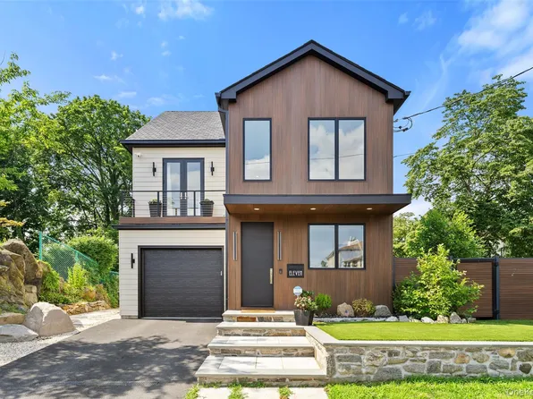 11 Castle Street, Bronxville, NY 10708