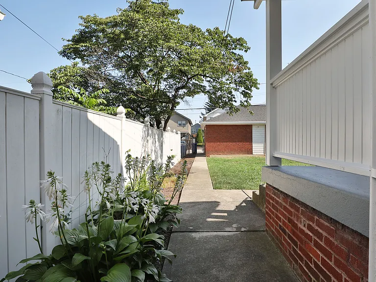 40 W Weber Rd — Photo 41