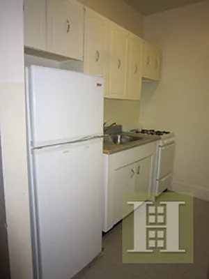 Rented by Halstead Real Estate | media 7