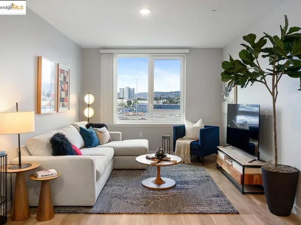 260 Brooklyn Basin Way #540, Oakland, CA 94606