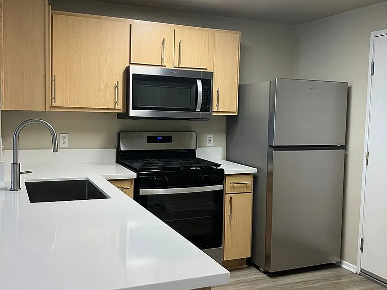 de Tolosa Ranch Apartments — Photo 26