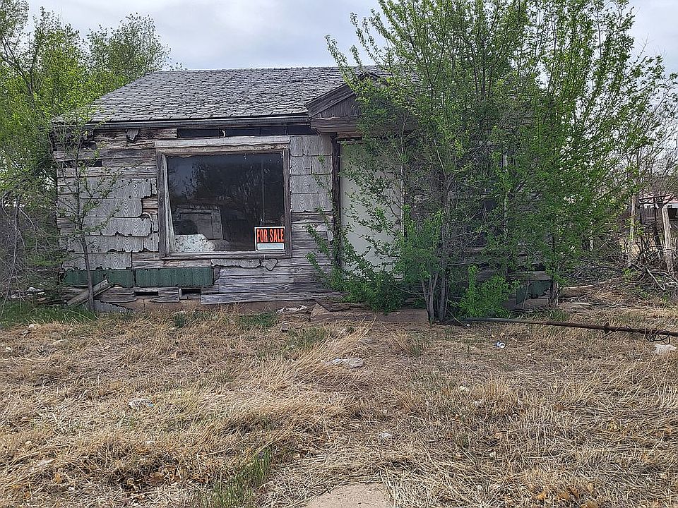 2nd image of 408 Graham St