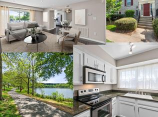 7725 Inversham Dr APT 143, Falls Church, VA 22042