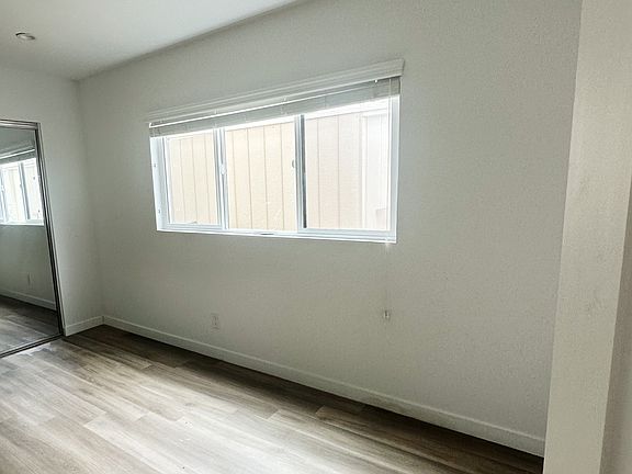 4th image of 622 Santa Clara Ave