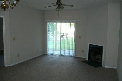 2nd image of 4240 Wilshire Blvd APT 104E