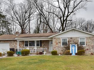 3640 Browning Ln, Bethlehem, PA 18017